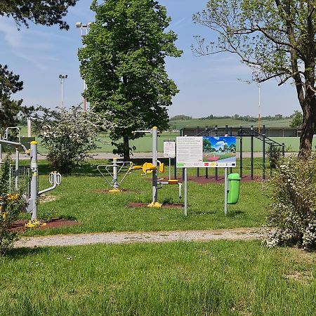 Willa Tiny House Neusiedl an der Zaya Zewnętrze zdjęcie